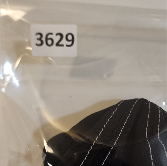 Under Armour Performance XL Black Adjustable Baseball cap L - Picture 9 of 9